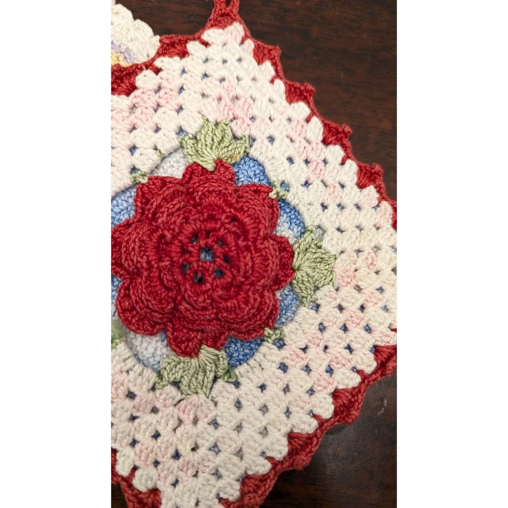 Vintage Handmade Crochet Potholders Lot of 3 Farmhouse Cottage Kitchen
